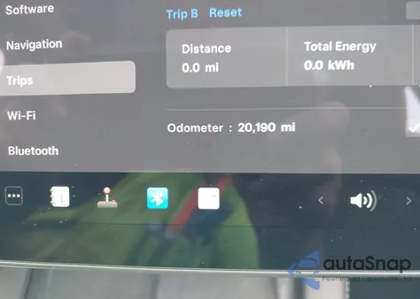 2024 Tesla Model Y Long Range Dual Motor All-Wheel Drive from USA, damaged, VIN 7SAYGDEE5RF117343